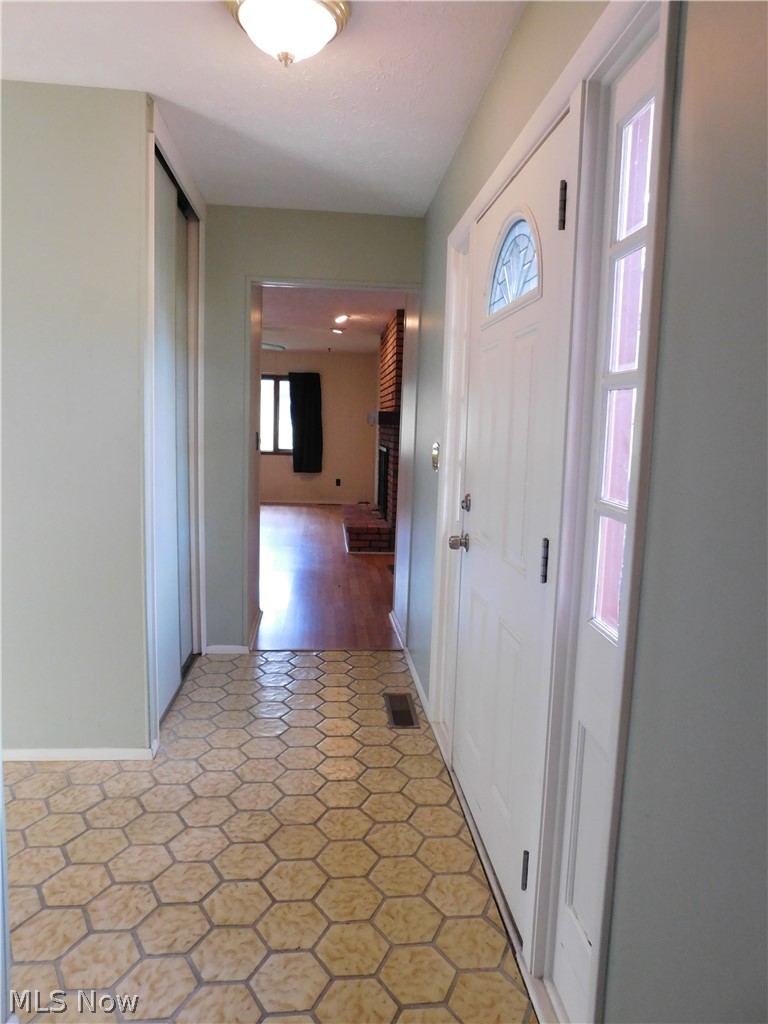 4985 Mills Creek North Ridgeville OH 44039