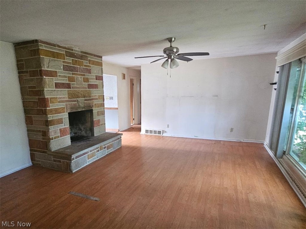 1576 Hammel Street Akron OH 44306