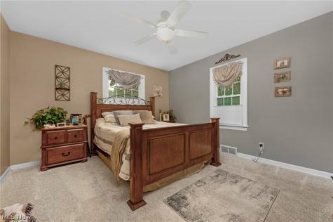 984 Cleveland Avenue Amherst OH 44001