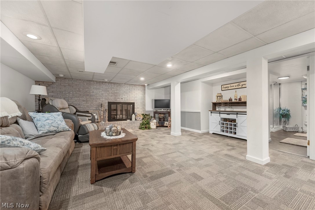 984 Cleveland Avenue Amherst OH 44001