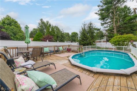 984 Cleveland Avenue Amherst OH 44001