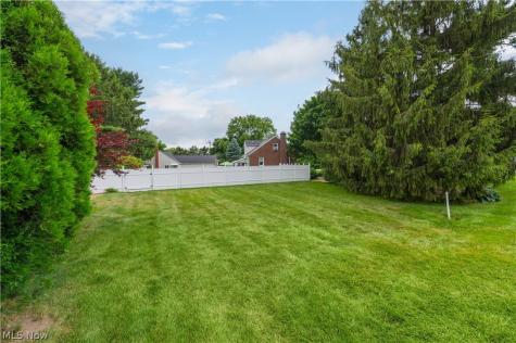 984 Cleveland Avenue Amherst OH 44001