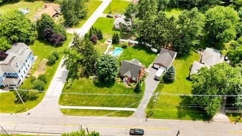 984 Cleveland Avenue Amherst OH 44001