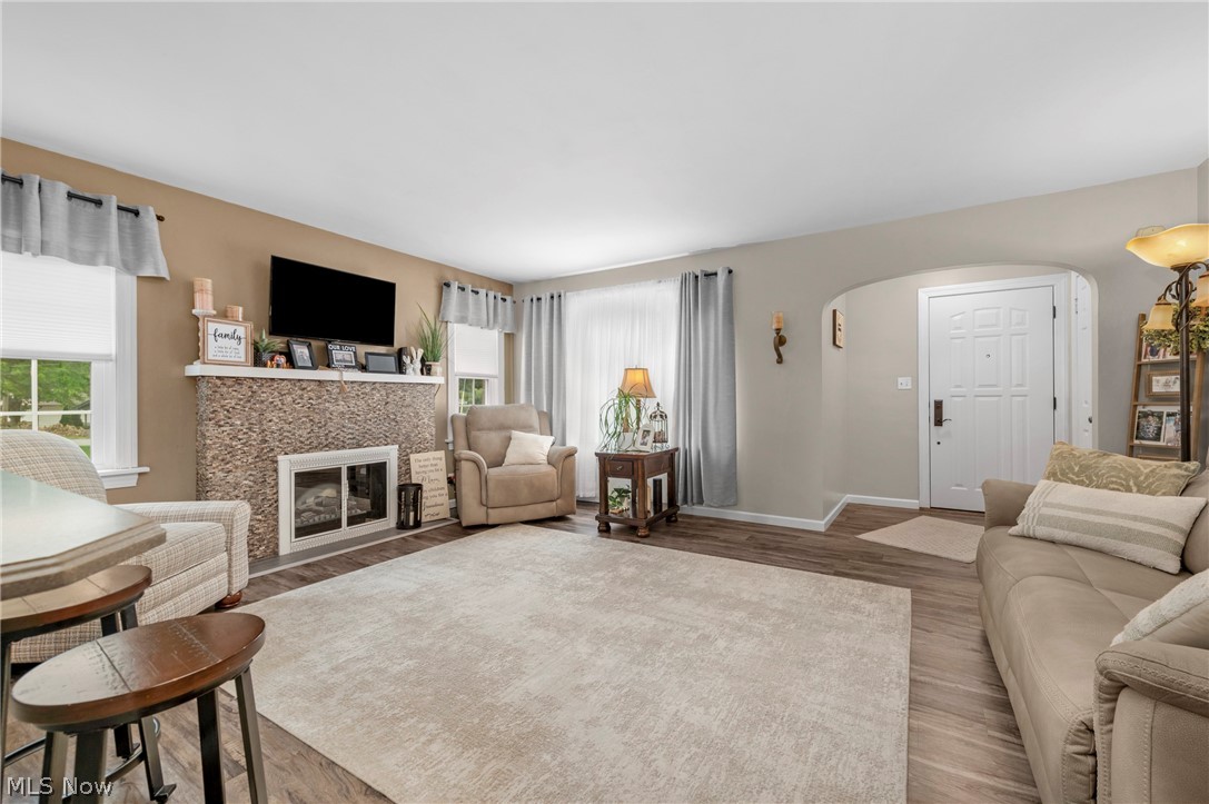 984 Cleveland Avenue Amherst OH 44001