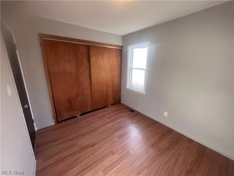 12218 Brooklawn Avenue Cleveland OH 44111