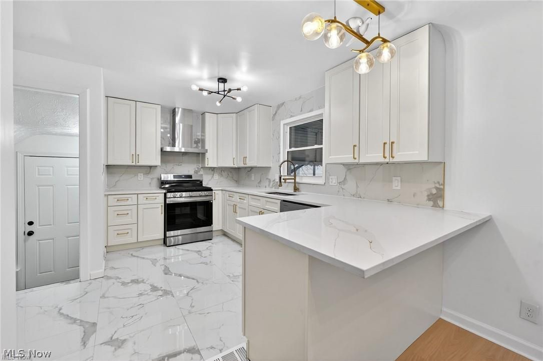3377 W 131st Street Cleveland OH 44111