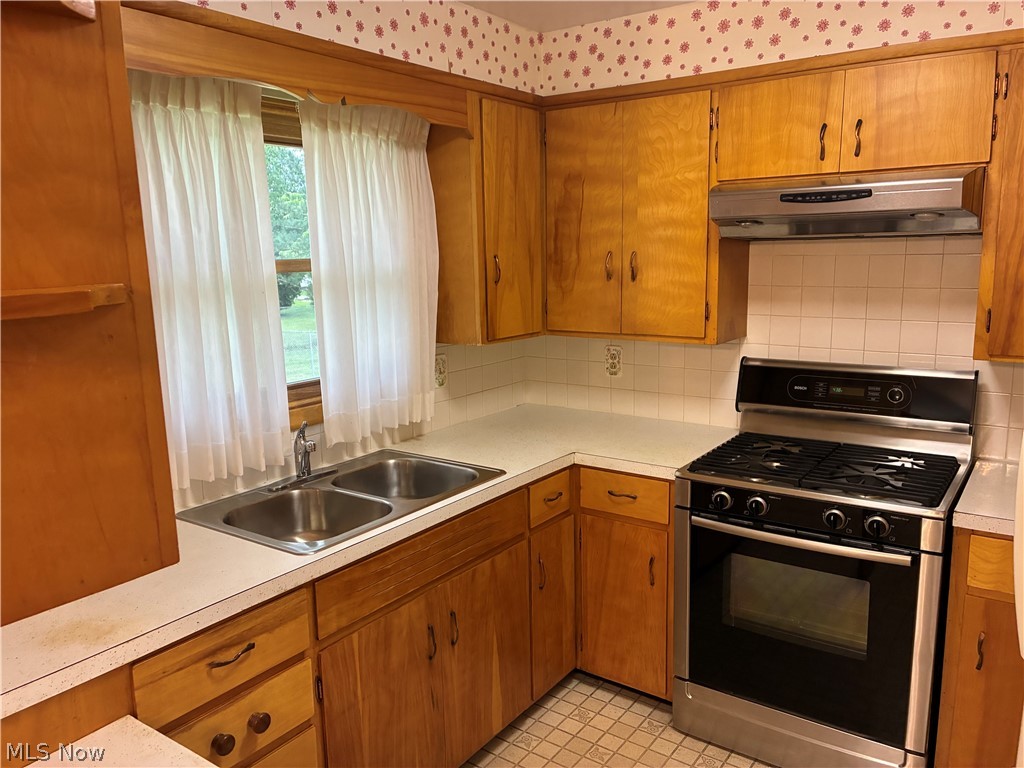 464 Catherine Street Youngstown OH 44505