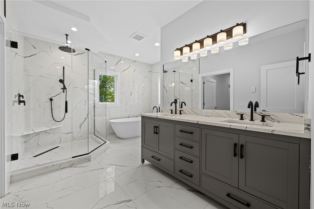 26117 N Woodland Road Beachwood OH 44122
