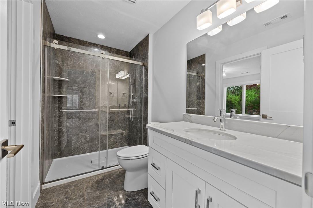26117 N Woodland Road Beachwood OH 44122