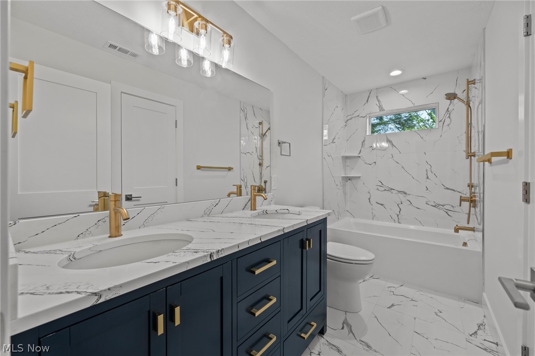 26117 N Woodland Road Beachwood OH 44122