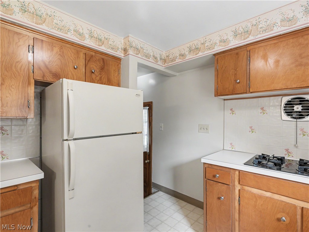 186 E Woodsdale Avenue Akron OH 44301