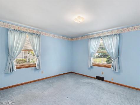 186 E Woodsdale Avenue Akron OH 44301