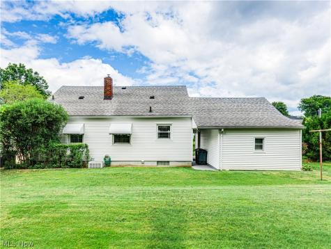 186 E Woodsdale Avenue Akron OH 44301