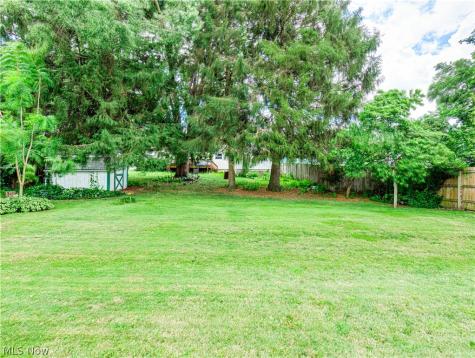 186 E Woodsdale Avenue Akron OH 44301