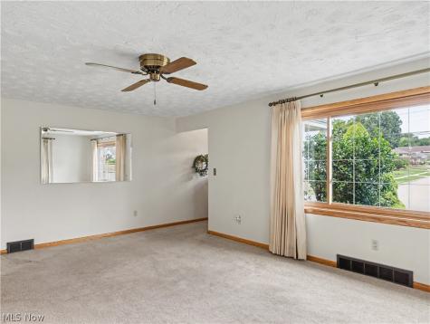 186 E Woodsdale Avenue Akron OH 44301