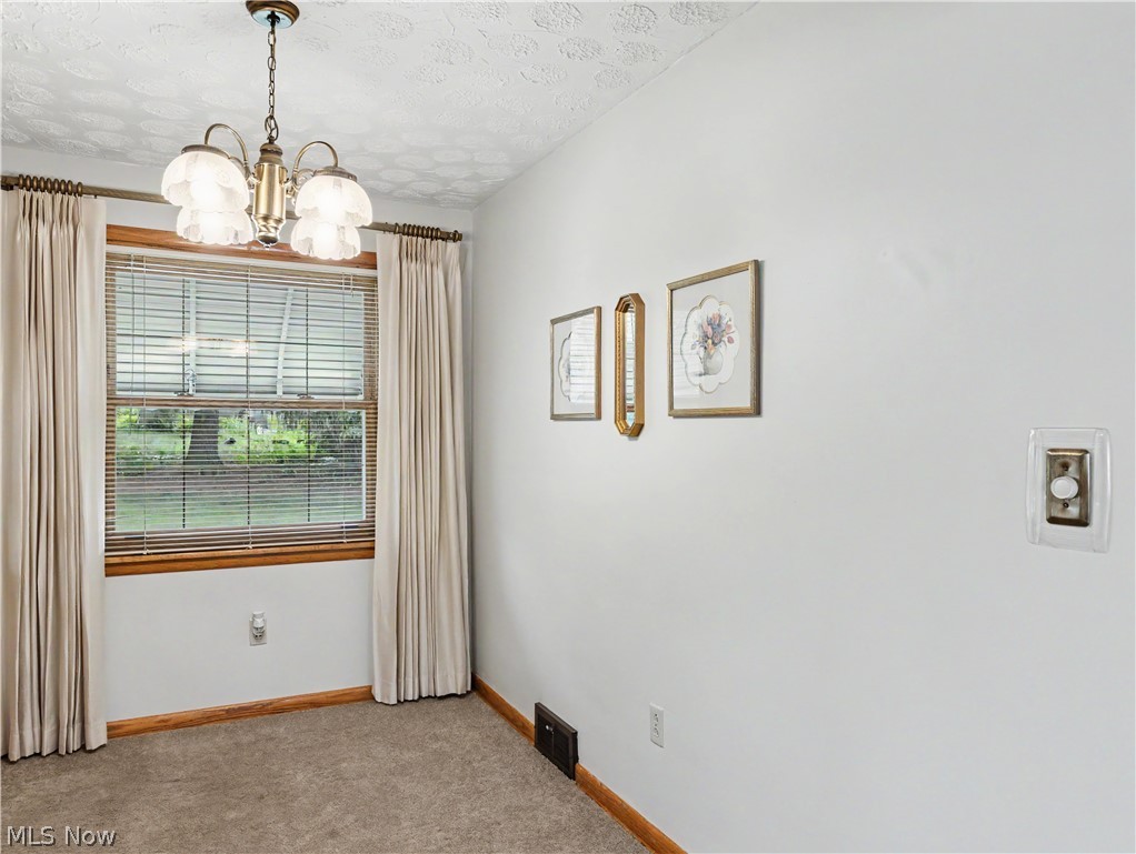 186 E Woodsdale Avenue Akron OH 44301