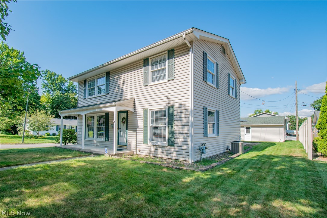 2152 Hoch Drive Cuyahoga Falls OH 44221