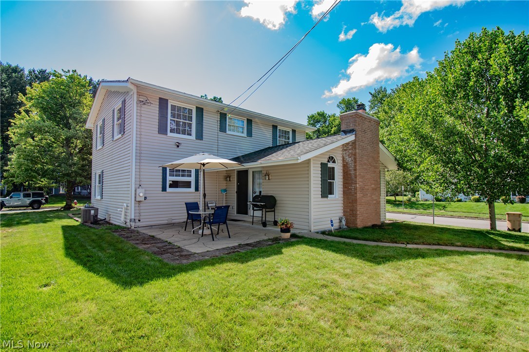 2152 Hoch Drive Cuyahoga Falls OH 44221