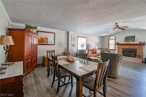 2152 Hoch Drive Cuyahoga Falls OH 44221