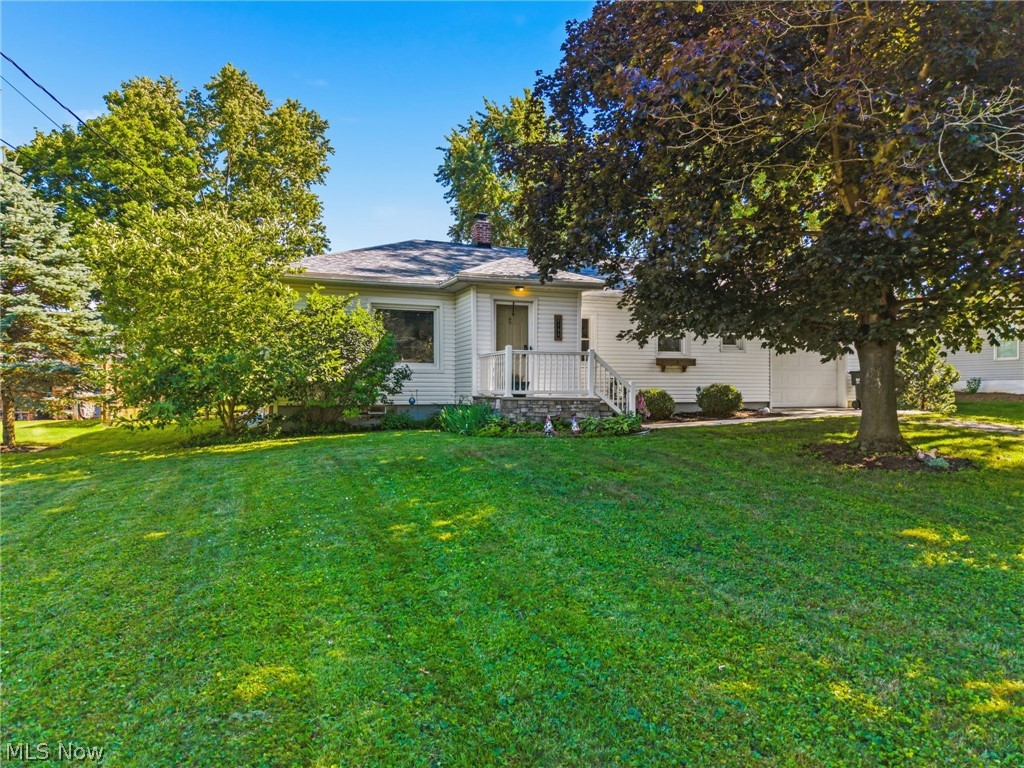 183 E Center Street Smithville OH 44677