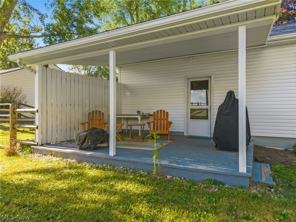 183 E Center Street Smithville OH 44677