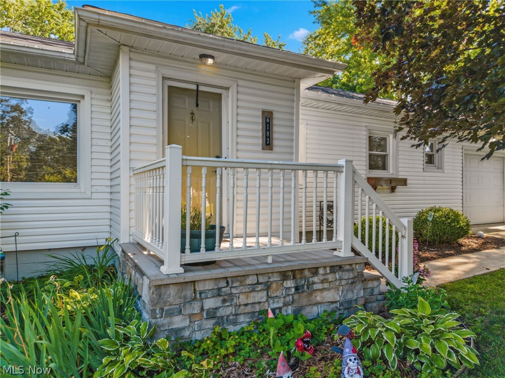 183 E Center Street Smithville OH 44677