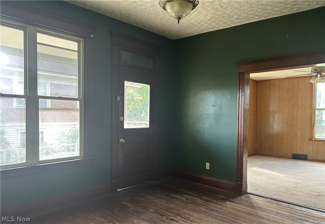 500 N 8th Street Martins Ferry OH 43935