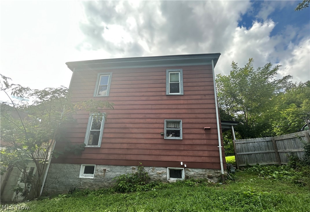 500 N 8th Street Martins Ferry OH 43935