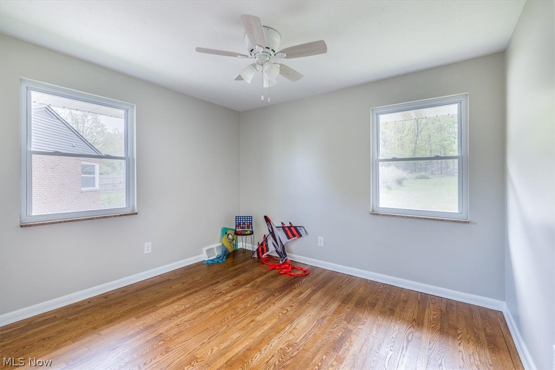 96 E Ridgewood Drive Seven Hills OH 44131