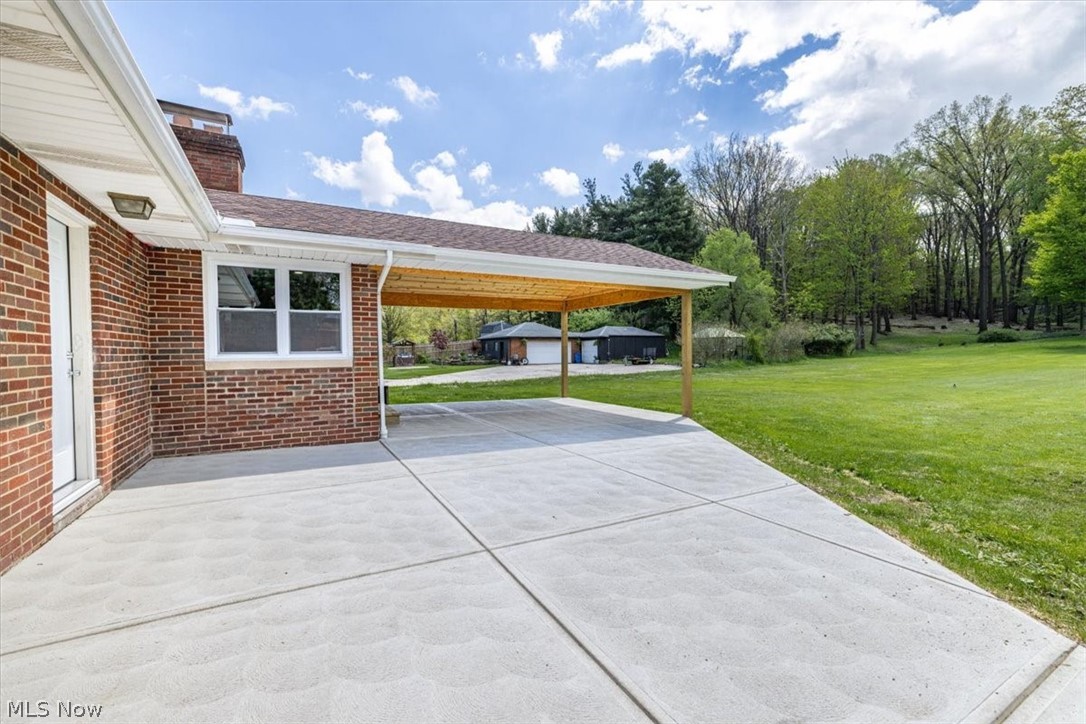 96 E Ridgewood Drive Seven Hills OH 44131
