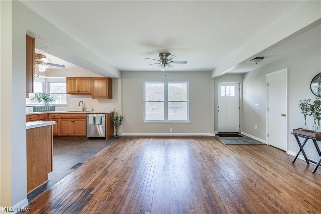 96 E Ridgewood Drive Seven Hills OH 44131