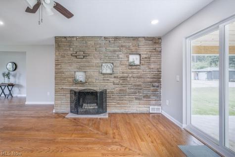 96 E Ridgewood Drive Seven Hills OH 44131