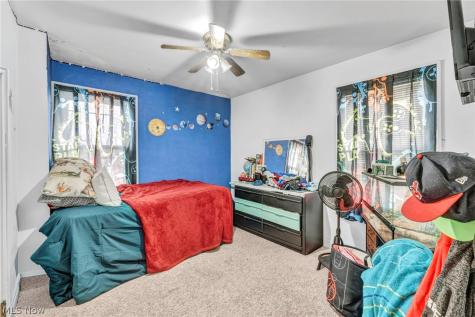 6802 Ackley Road Parma OH 44129