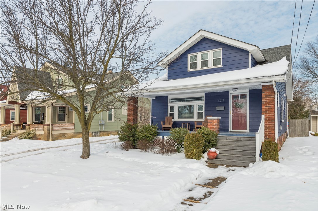 Cleveland OH, 16912 Larchwood