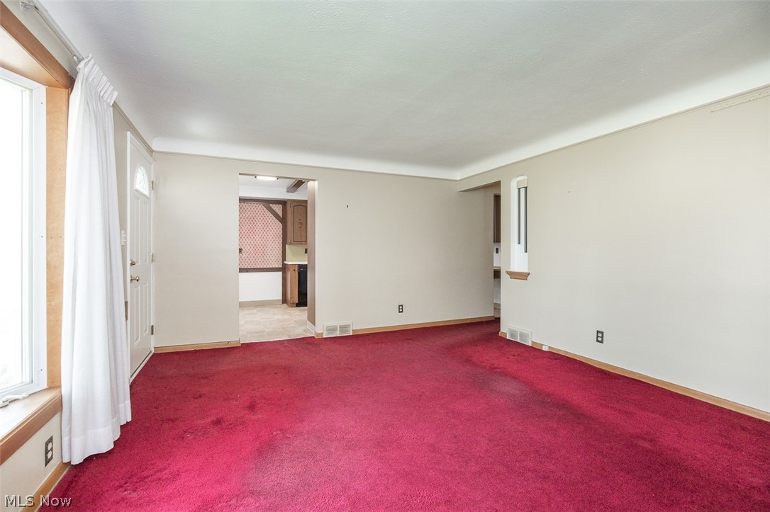 8409 Wainstead Drive Parma OH 44129