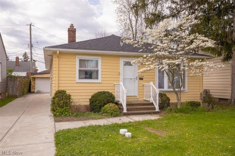 8409 Wainstead Drive Parma OH 44129