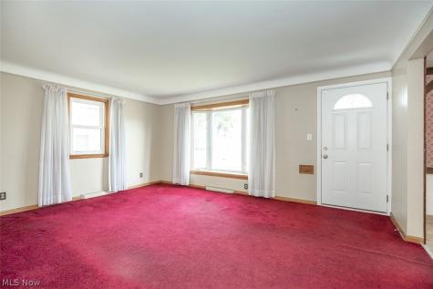 8409 Wainstead Drive Parma OH 44129