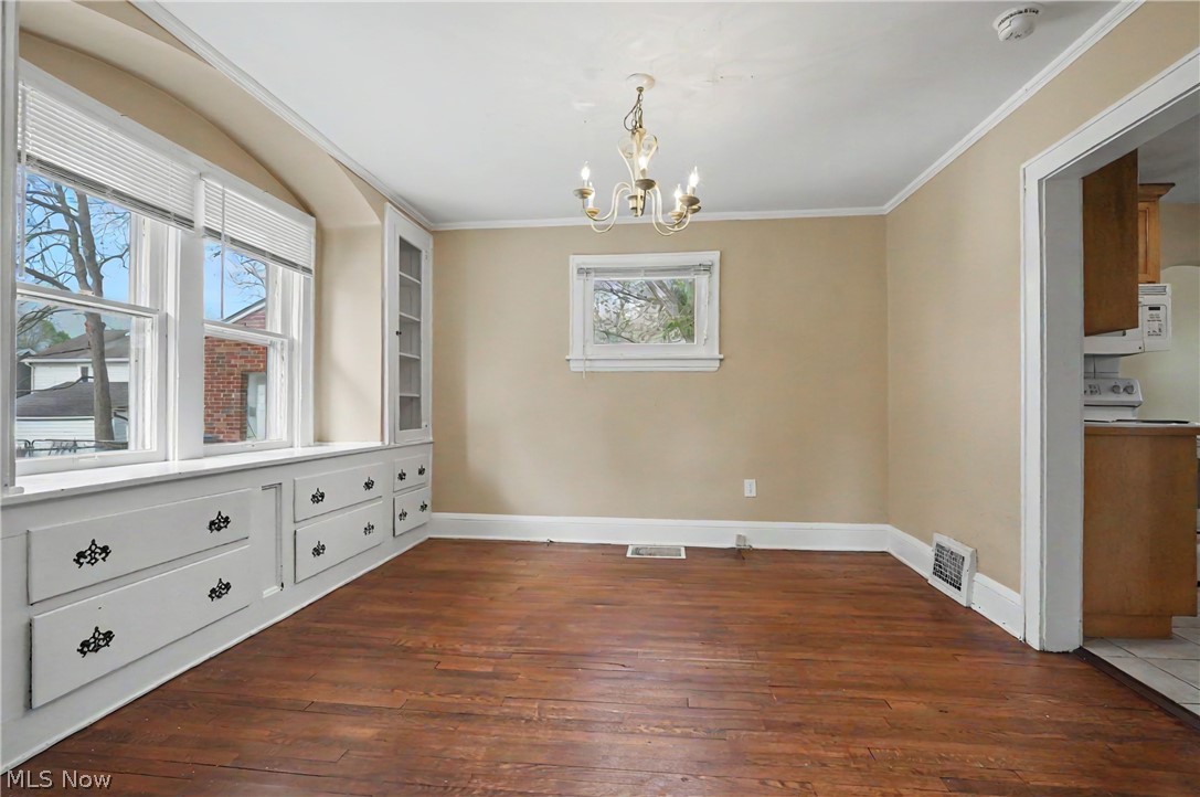2782 Oakwood Drive Cuyahoga Falls OH 44221