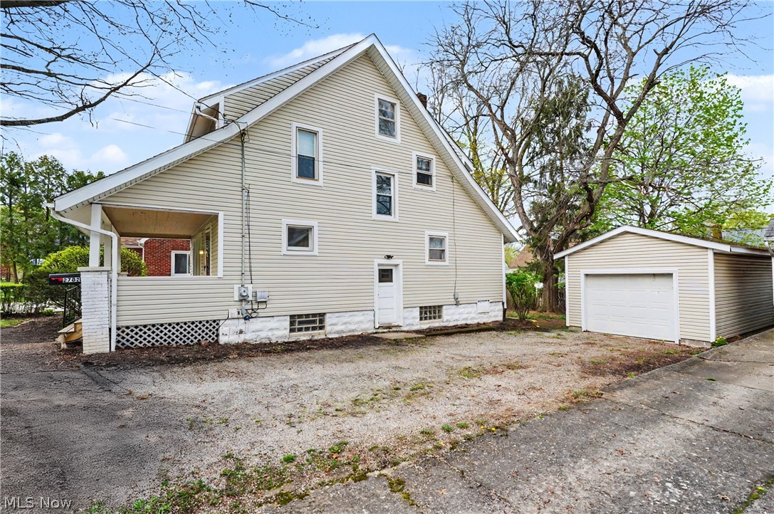 2782 Oakwood Drive Cuyahoga Falls OH 44221