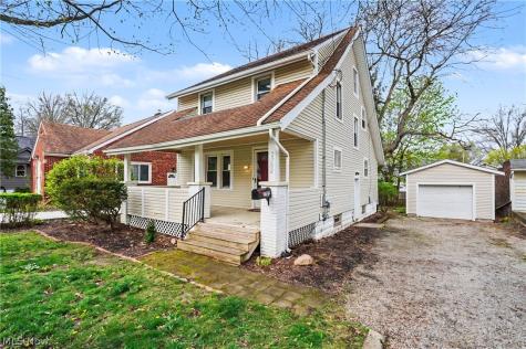 2782 Oakwood Drive Cuyahoga Falls OH 44221