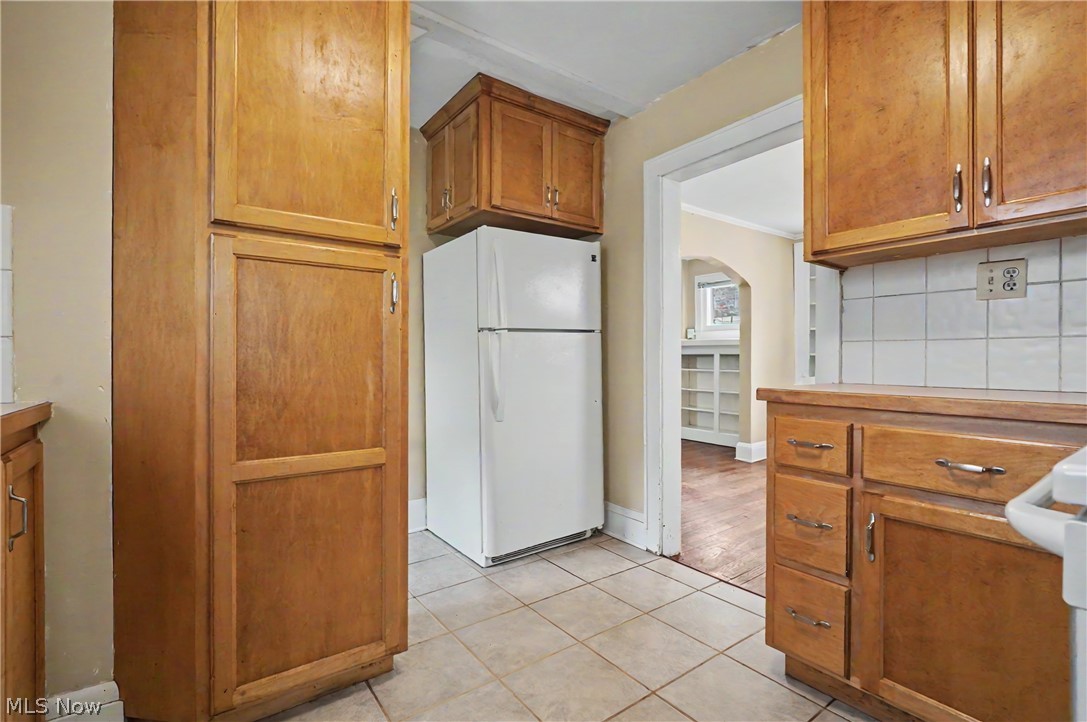 2782 Oakwood Drive Cuyahoga Falls OH 44221