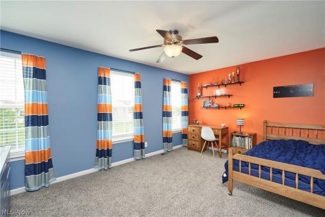 6557 Pine Bluff Avenue NE Canton OH 44721