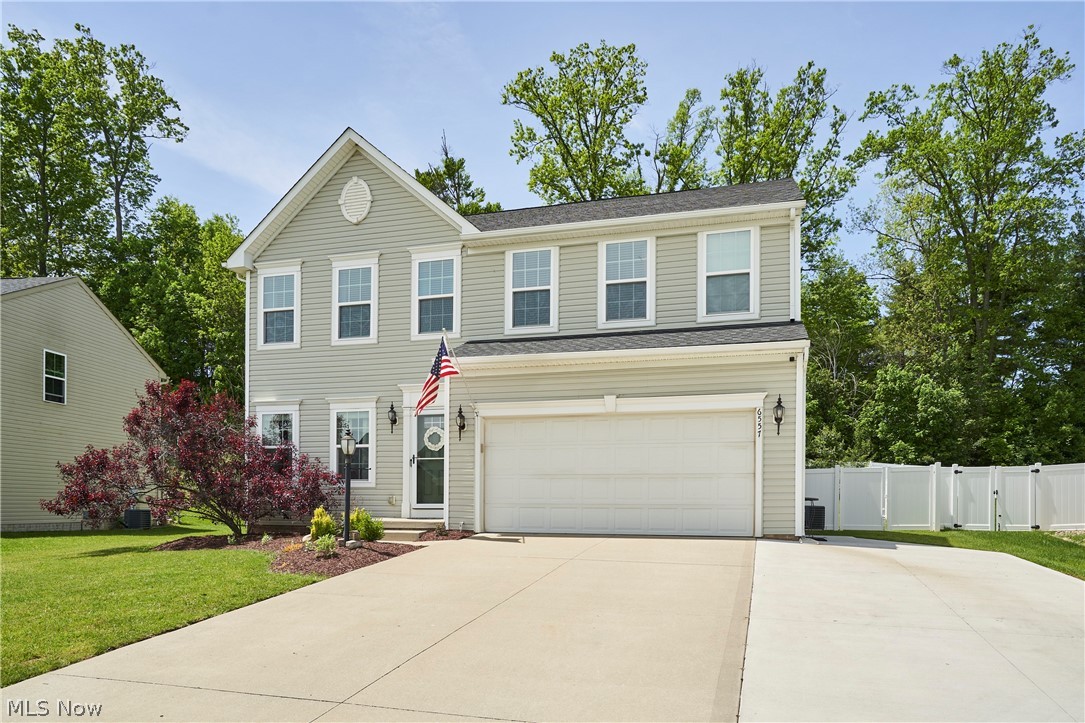 6557 Pine Bluff Avenue NE Canton OH 44721
