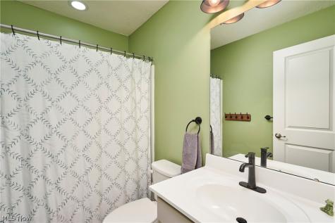 6557 Pine Bluff Avenue NE Canton OH 44721