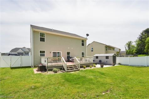 6557 Pine Bluff Avenue NE Canton OH 44721