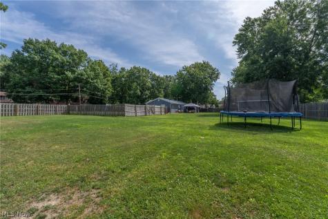 54 Bristol Avenue Painesville OH 44077