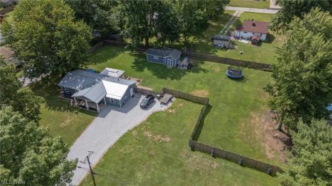 54 Bristol Avenue Painesville OH 44077
