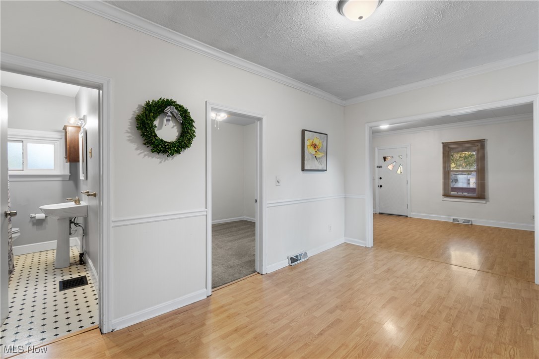 1288 Tampa Avenue Akron OH 44314