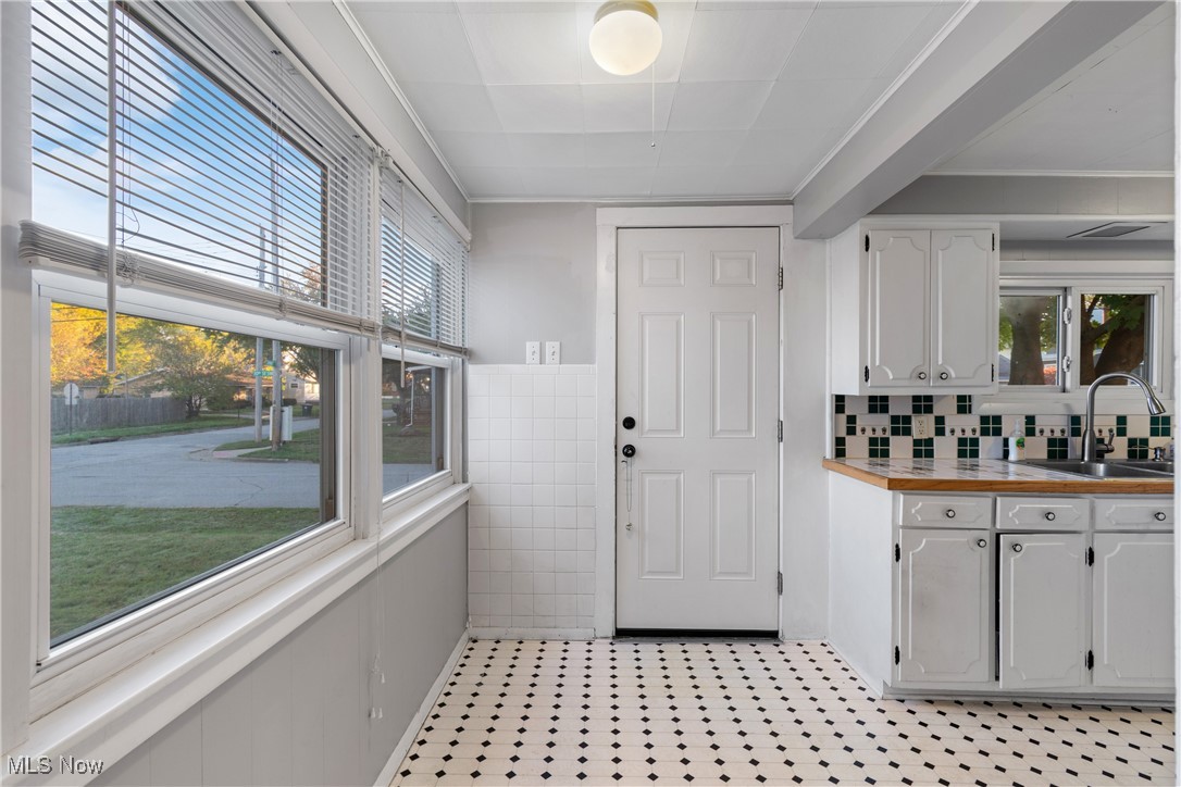 1288 Tampa Avenue Akron OH 44314