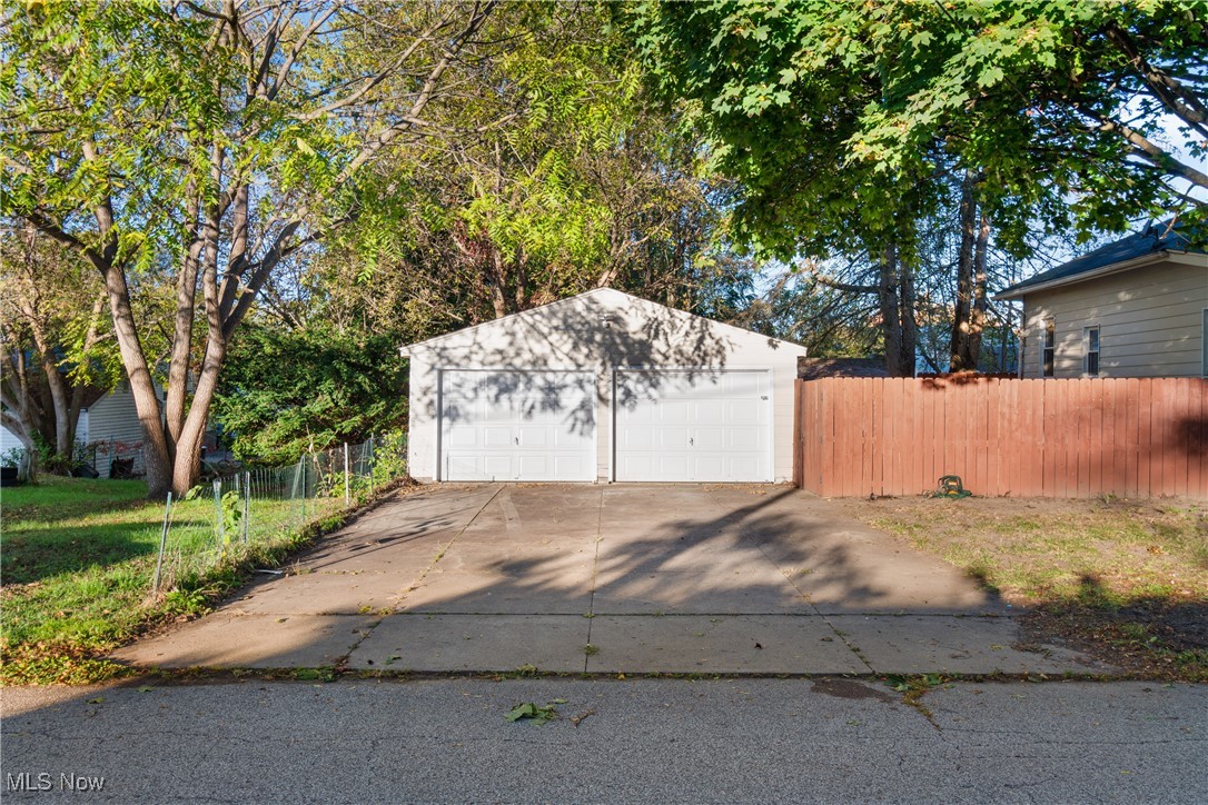 1288 Tampa Avenue Akron OH 44314